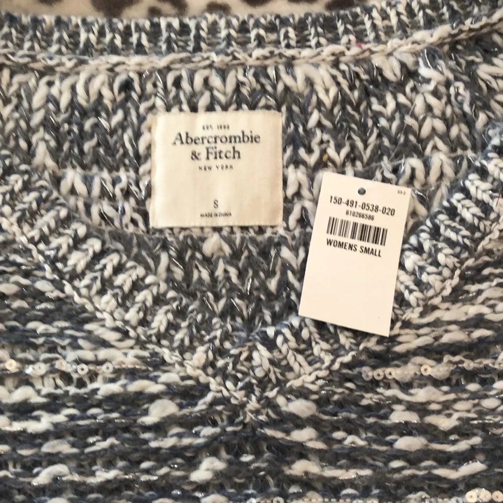 Abercrombie & Fitch V-neck Sequin Sweater Gray Size Small